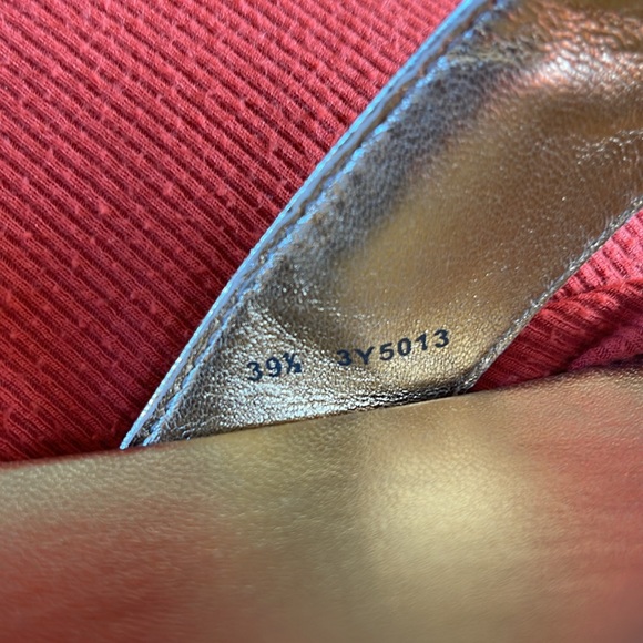 Prada Gold Thong Sandals Size 39.5 - Picture 7 of 8